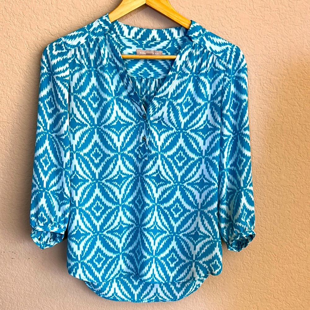 Banana Republic Split Neck Blouse